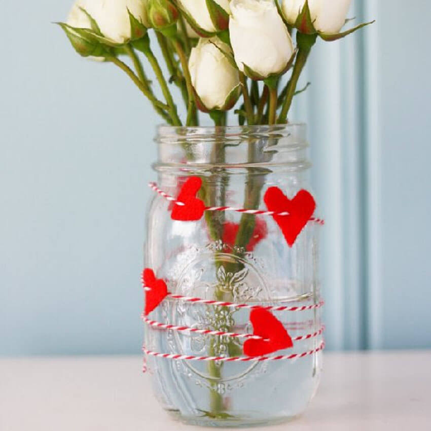 This DIY vase is perfect for displaying Valentine's Day flowers!