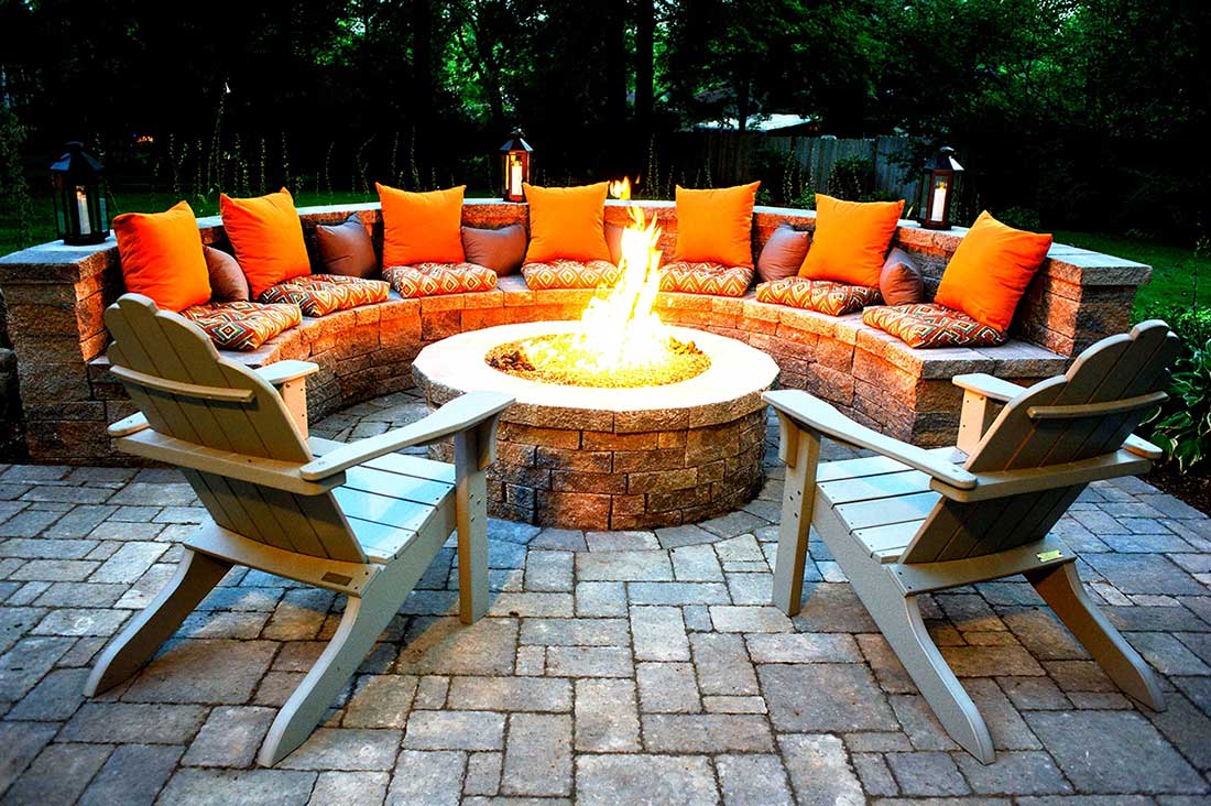 How to Build a Simple Springtime DIY Firepit