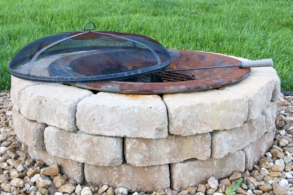 Round fire pits are the most common type. Source: PolkaDot Chair