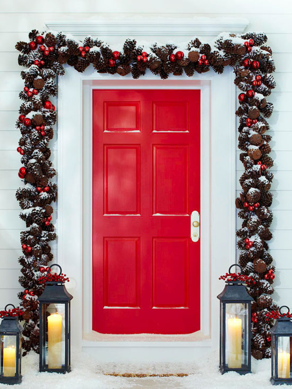 Pinecones are a great way to use nature to decorate your home for the holidays!