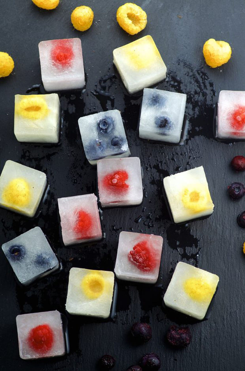 These fruity ice cubes will make any drink even better for your Labor Day party!