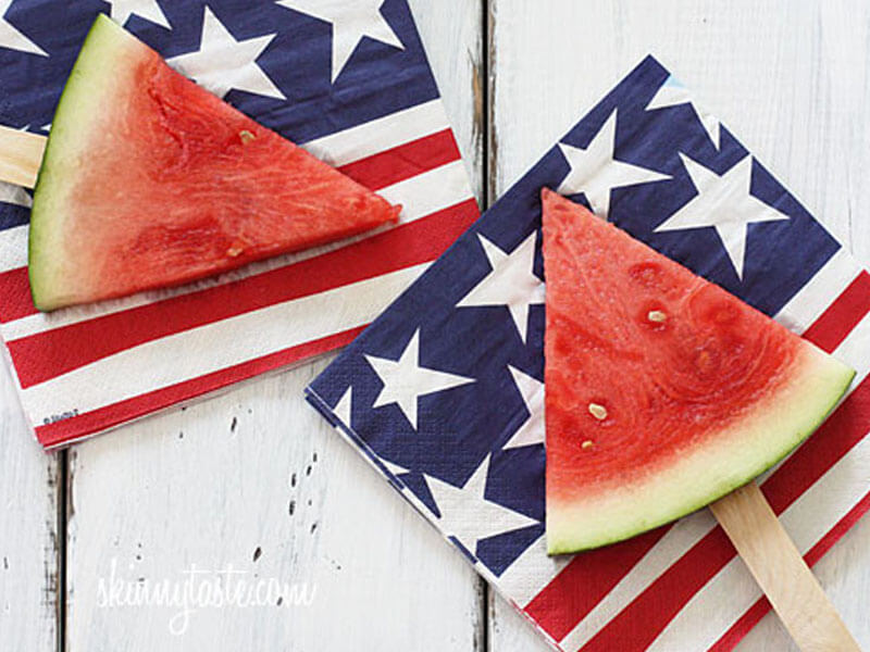 How to Throw a Labor Day Party You'll Never Forget