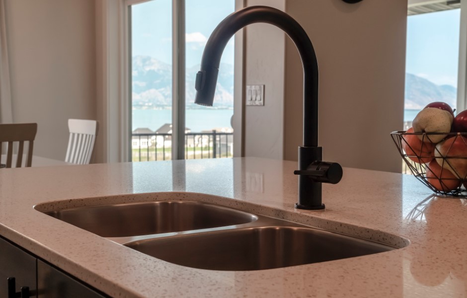 A Guide To Handle Double Sink Plumbing