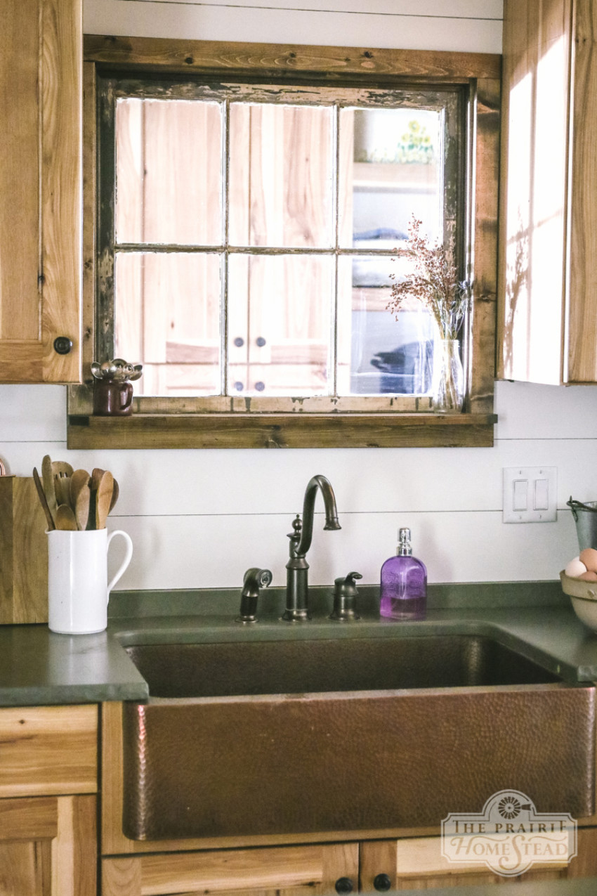 Ship-lap can look beautiful as backsplash! Source: The Prairie Homestead 