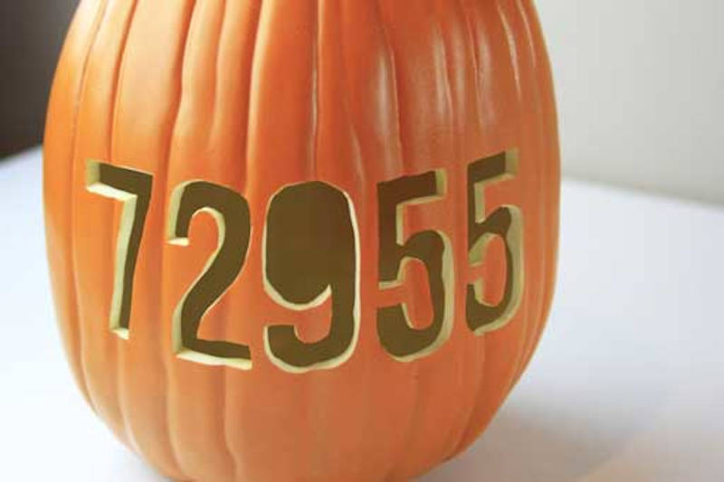 pumpkin digit carving