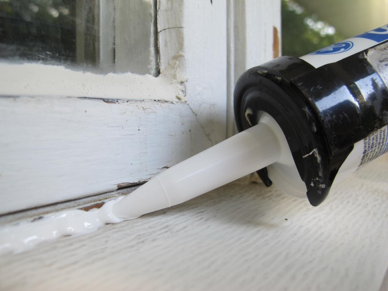 5 Tips for DIY Weatherization for Winter