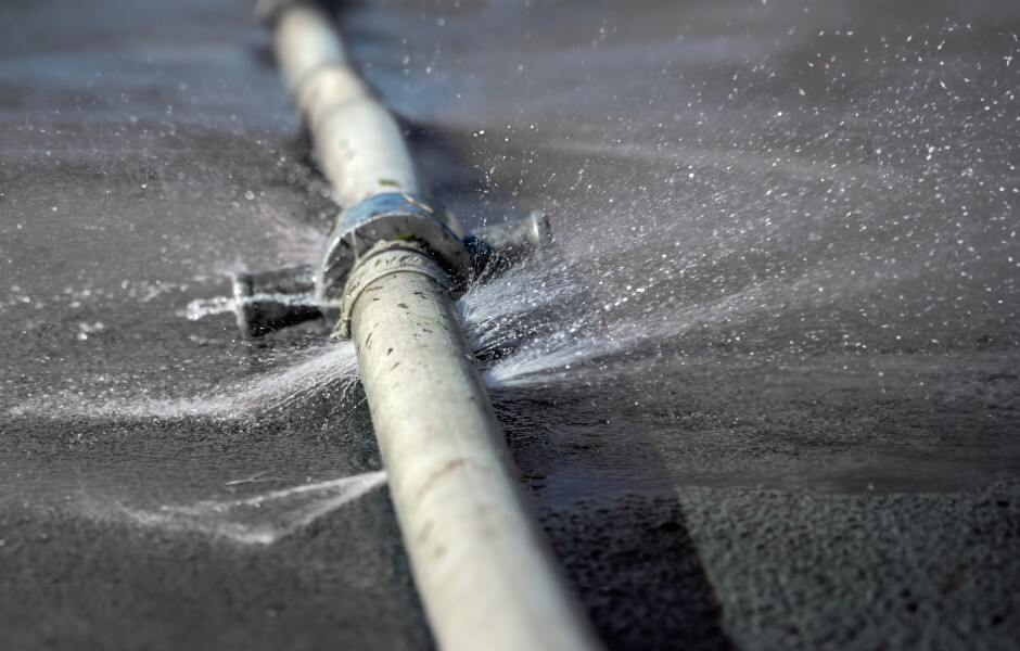 Learn What Causes A Pipe To Burst In Summer